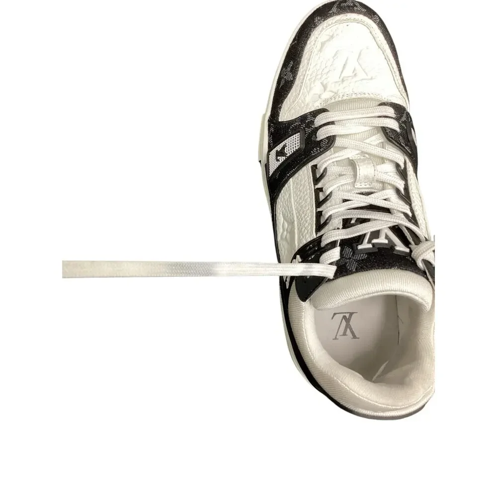 Louis Vuitton Shoes Women’s SZ 7 Iconic LV Trainers Monogram Denim & Leather B&W